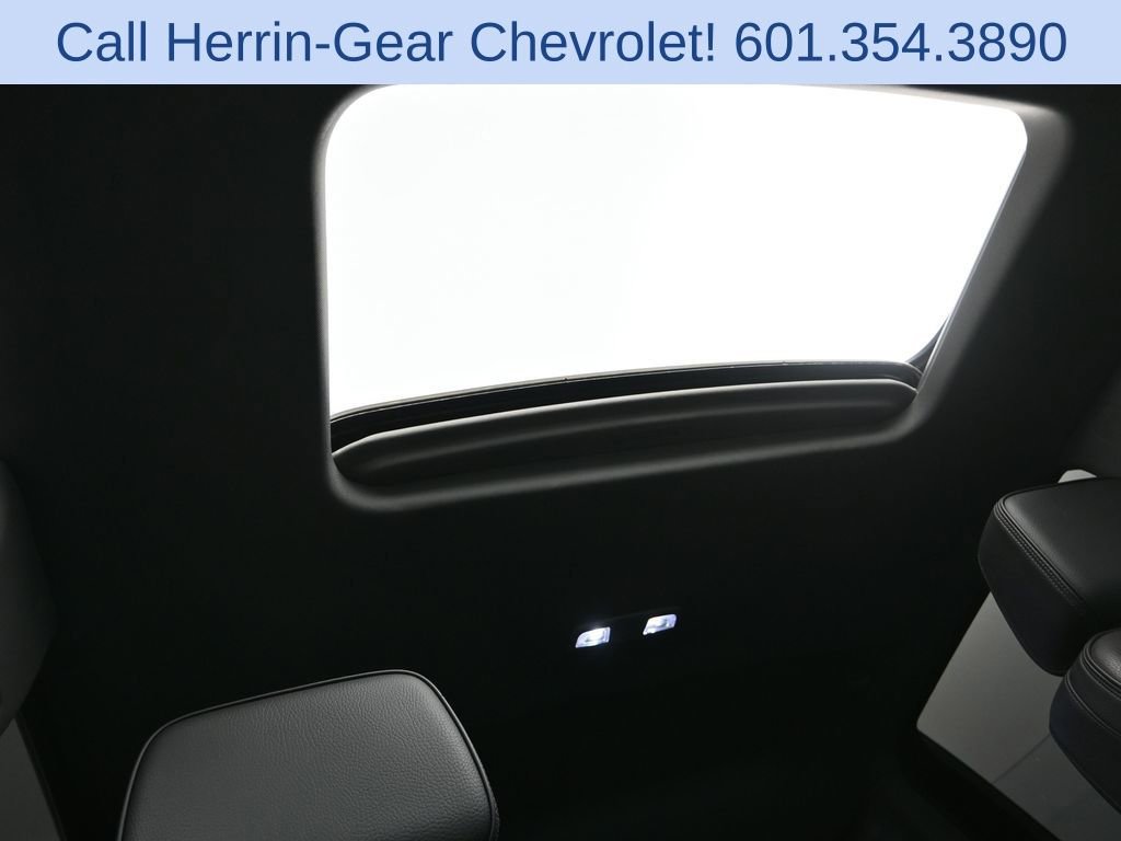 Used 2024 GMC Sierra 3500 Denali w/ Denali Reserve Package image 29