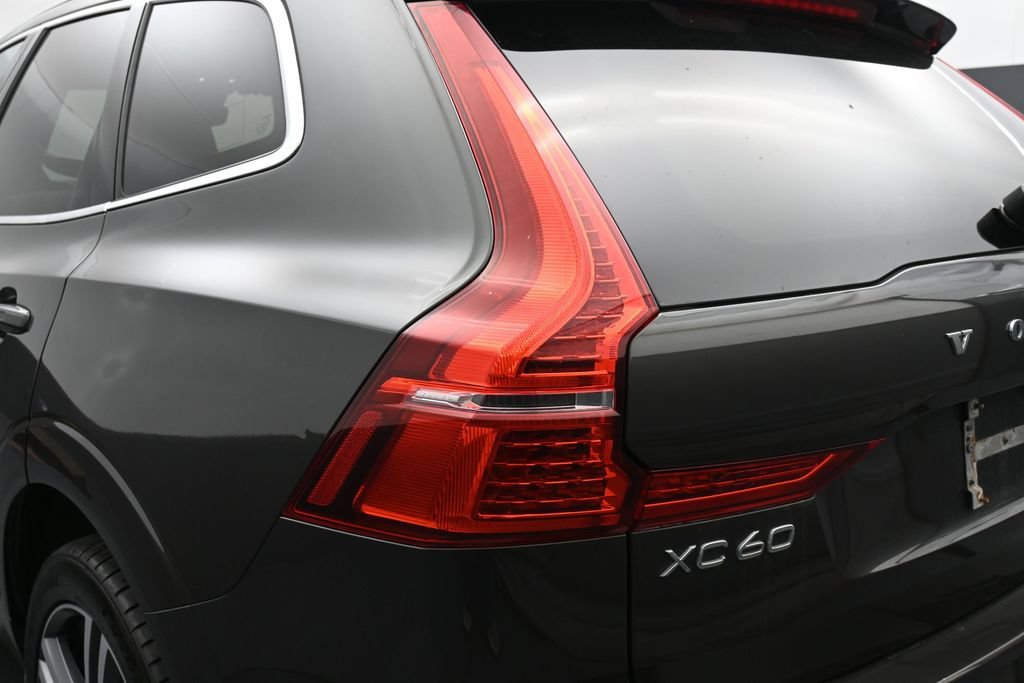 Used 2018 Volvo XC60 T5 Momentum w/ Vision Package AWD/4WD image 55