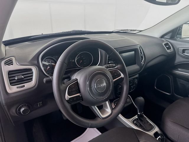 Used 2021 Jeep Compass Sport FWD image 11