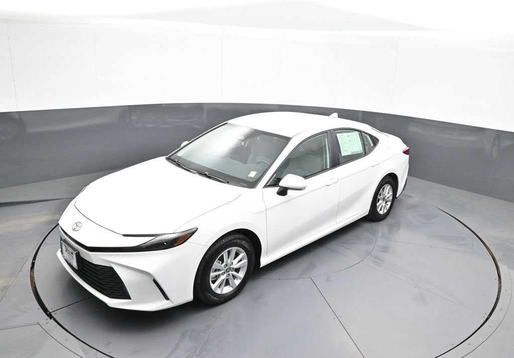 Certified 2025 Toyota Camry LE image 33