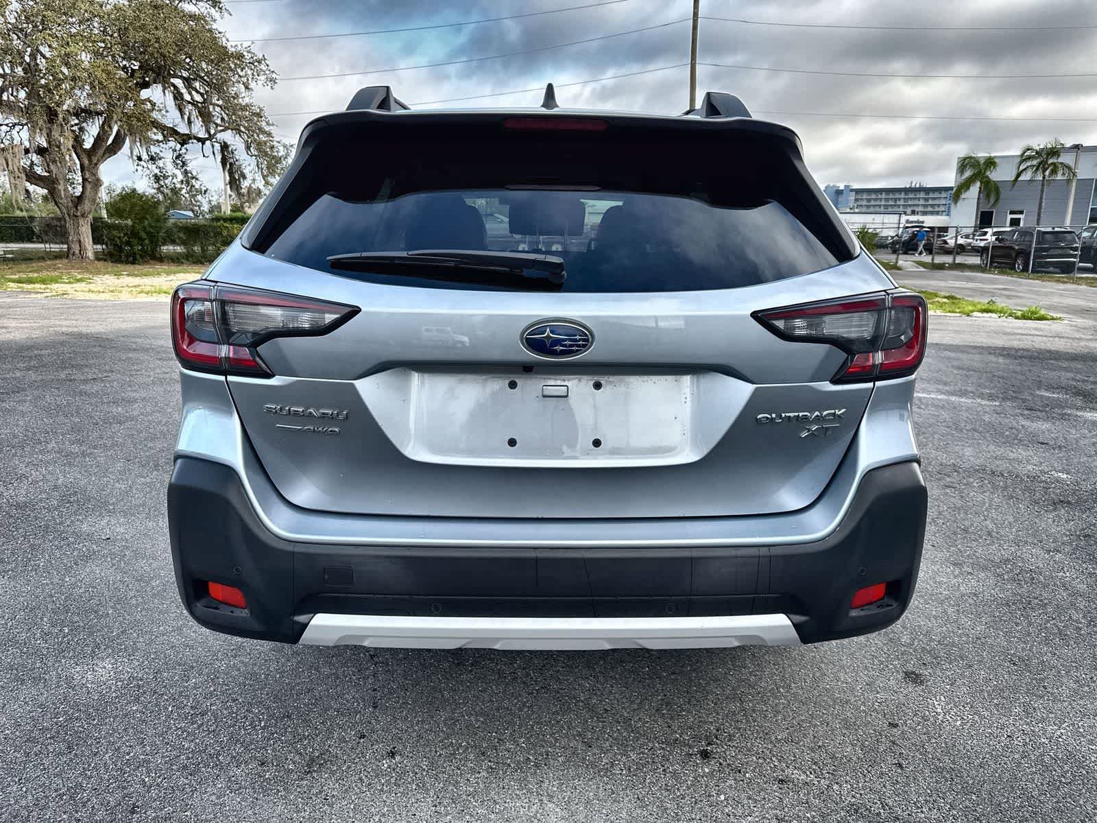 Used 2024 Subaru Outback Limited XT AWD/4WD image 6