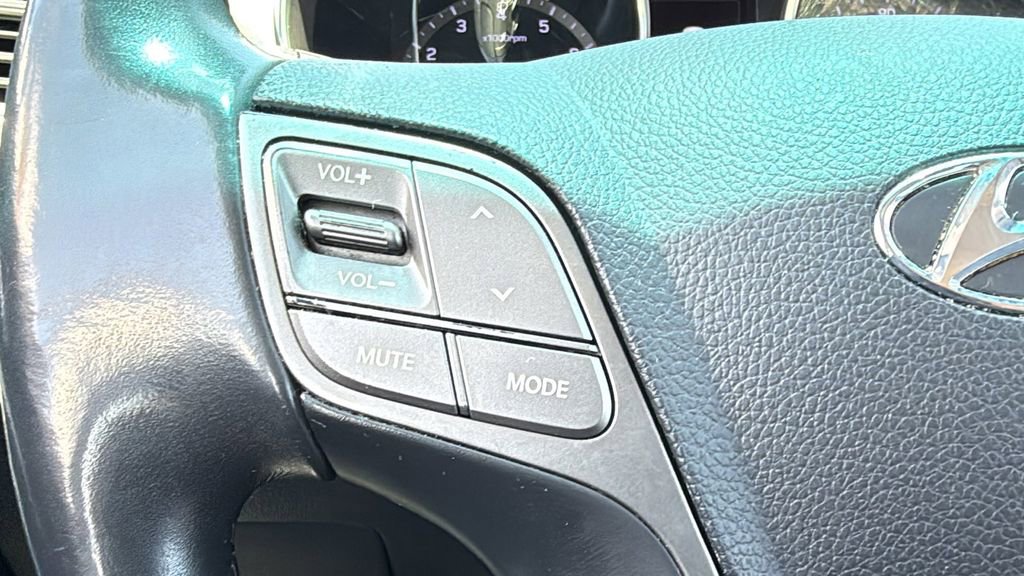 Used 2018 Hyundai Santa Fe Sport w/ 2.0T Ultimate Tech Package 05 FWD image 22