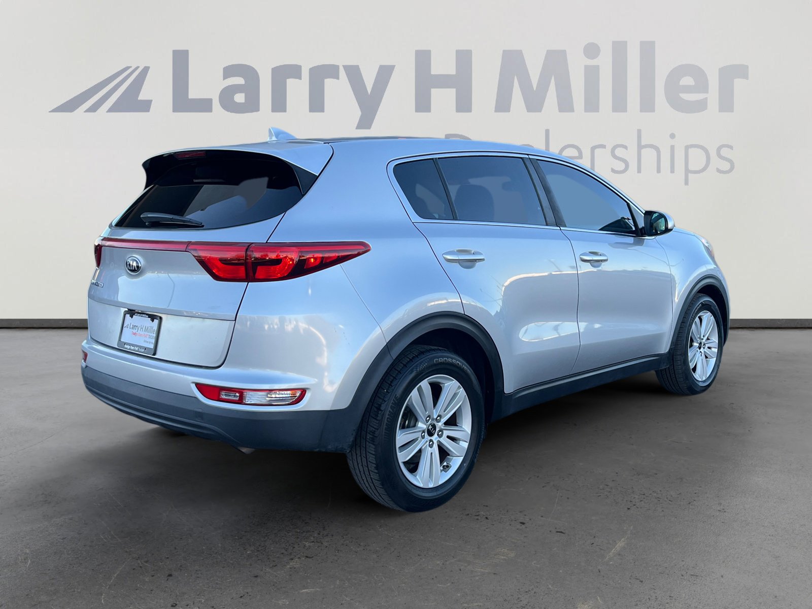 Used 2018 Kia Sportage LX image 5