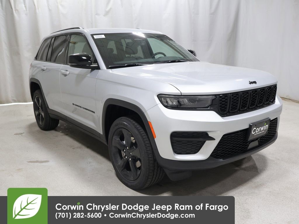 New 2025 Jeep Grand Cherokee Altitude