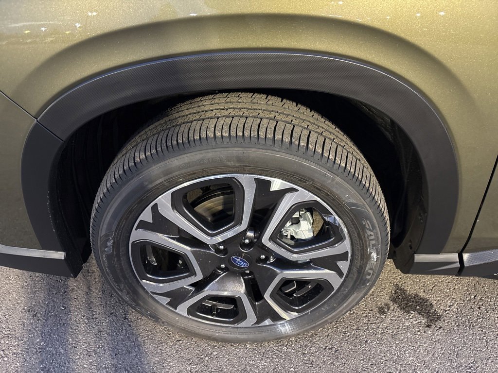 New 2026 Subaru Ascent Limited image 8