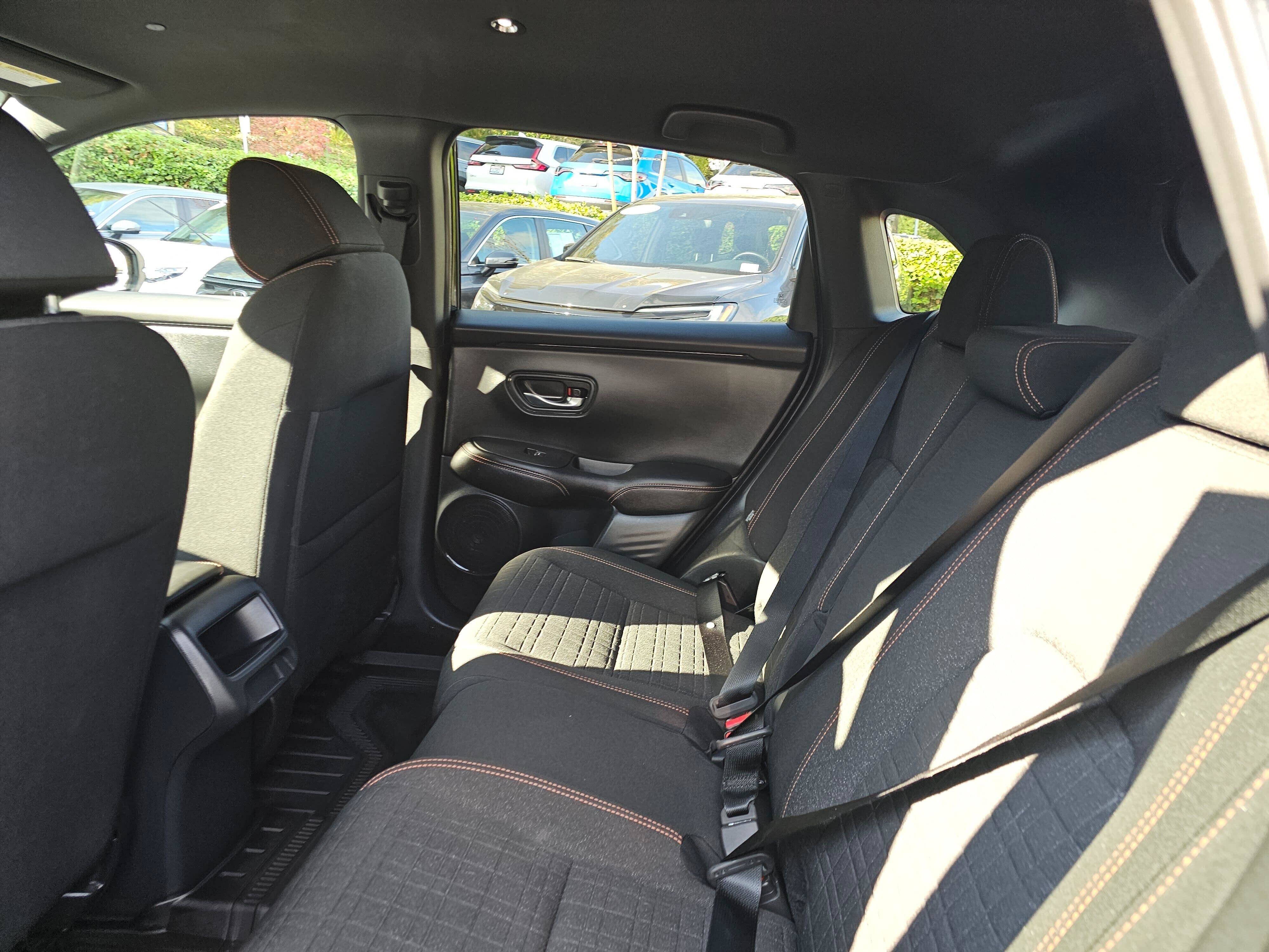 Certified 2025 Honda HR-V Sport image 21