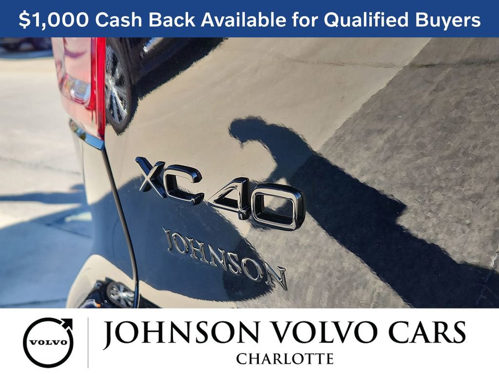 New 2026 Volvo XC40 B5 Core w/ Climate Package image 11