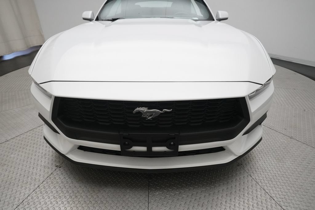 Used 2025 Ford Mustang Premium RWD image 21