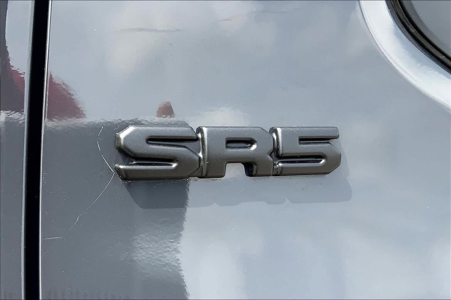 Used 2025 Toyota Tacoma SR5 RWD image 9