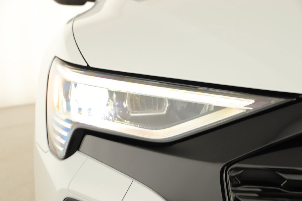 Certified 2024 Audi Q8 e-tron Premium Plus AWD/4WD image 35