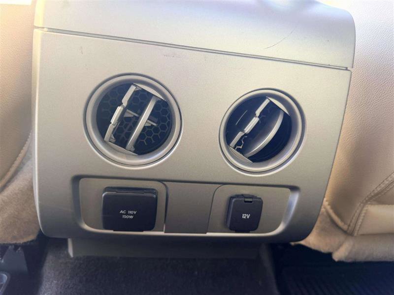 Used 2014 Ford F150 Lariat w/ Equipment Group 502A Luxury image 37