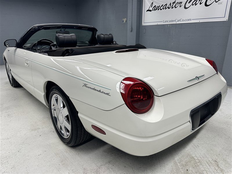 Used 2002 Ford Thunderbird Deluxe image 3