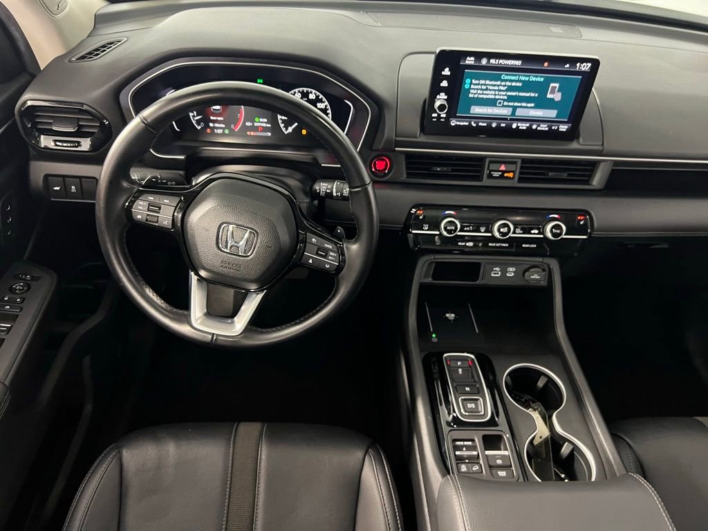 Used 2024 Honda Pilot Touring image 22