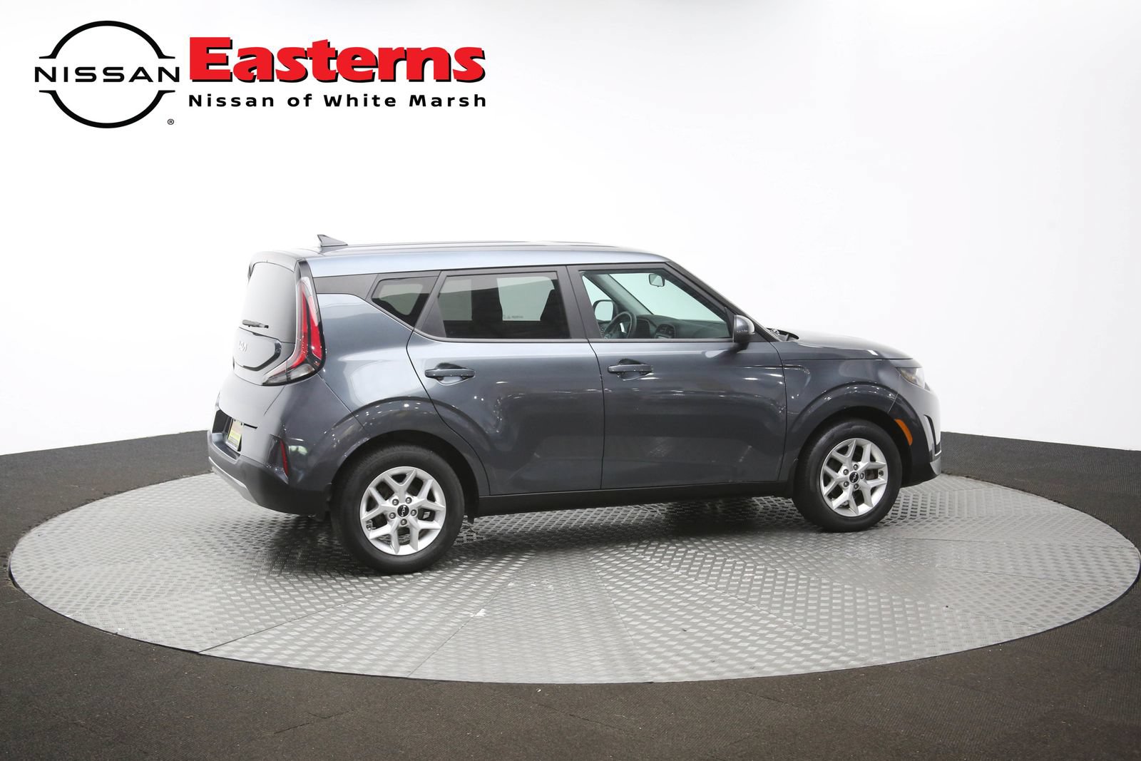Used 2023 Kia Soul LX w/ LX Technology Package FWD image 40