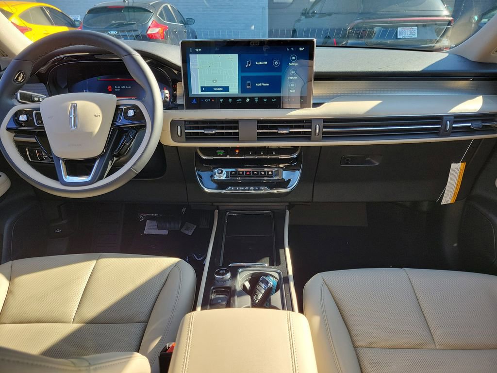 New 2026 Lincoln Corsair Premiere image 11