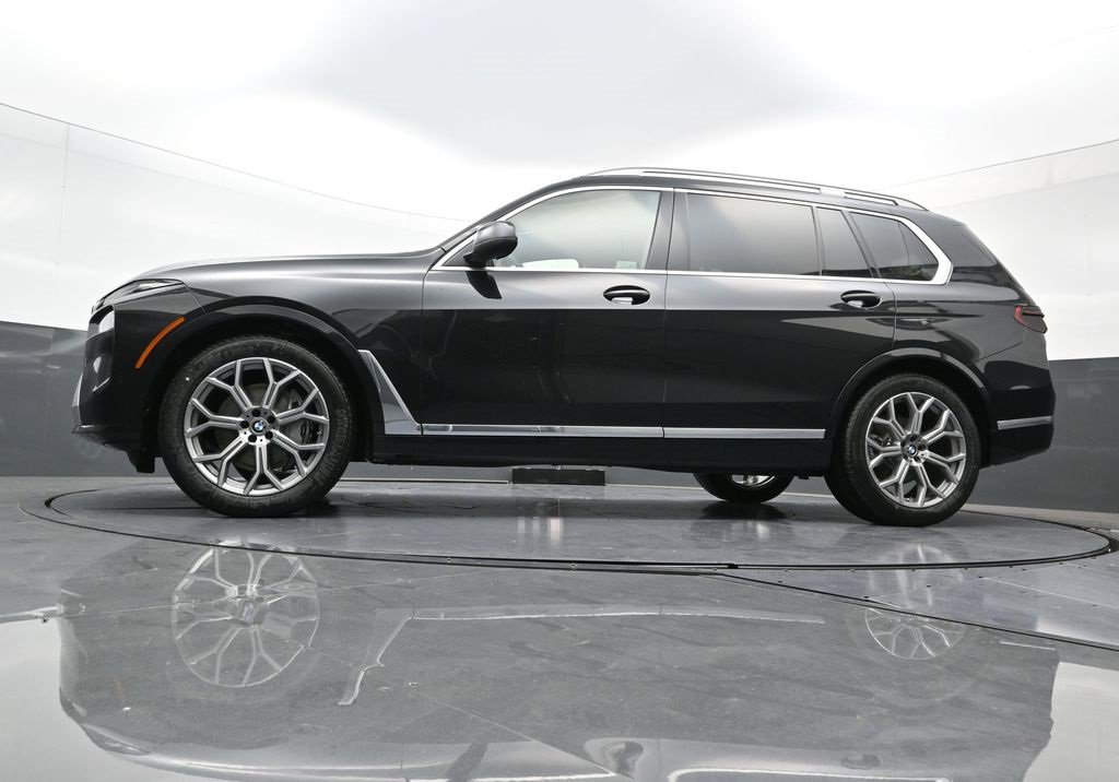 New 2026 BMW X7 xDrive40i w/ Premium Package image 30