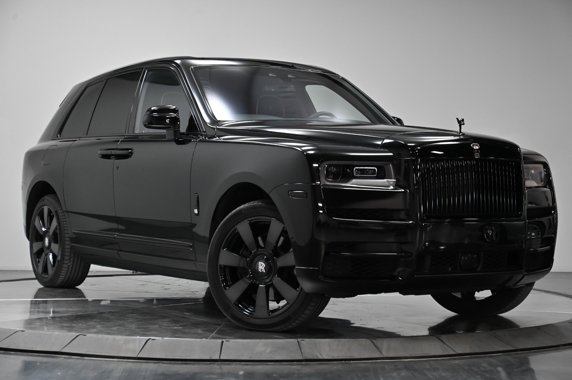 Used 2019 Rolls-Royce Cullinan image 23