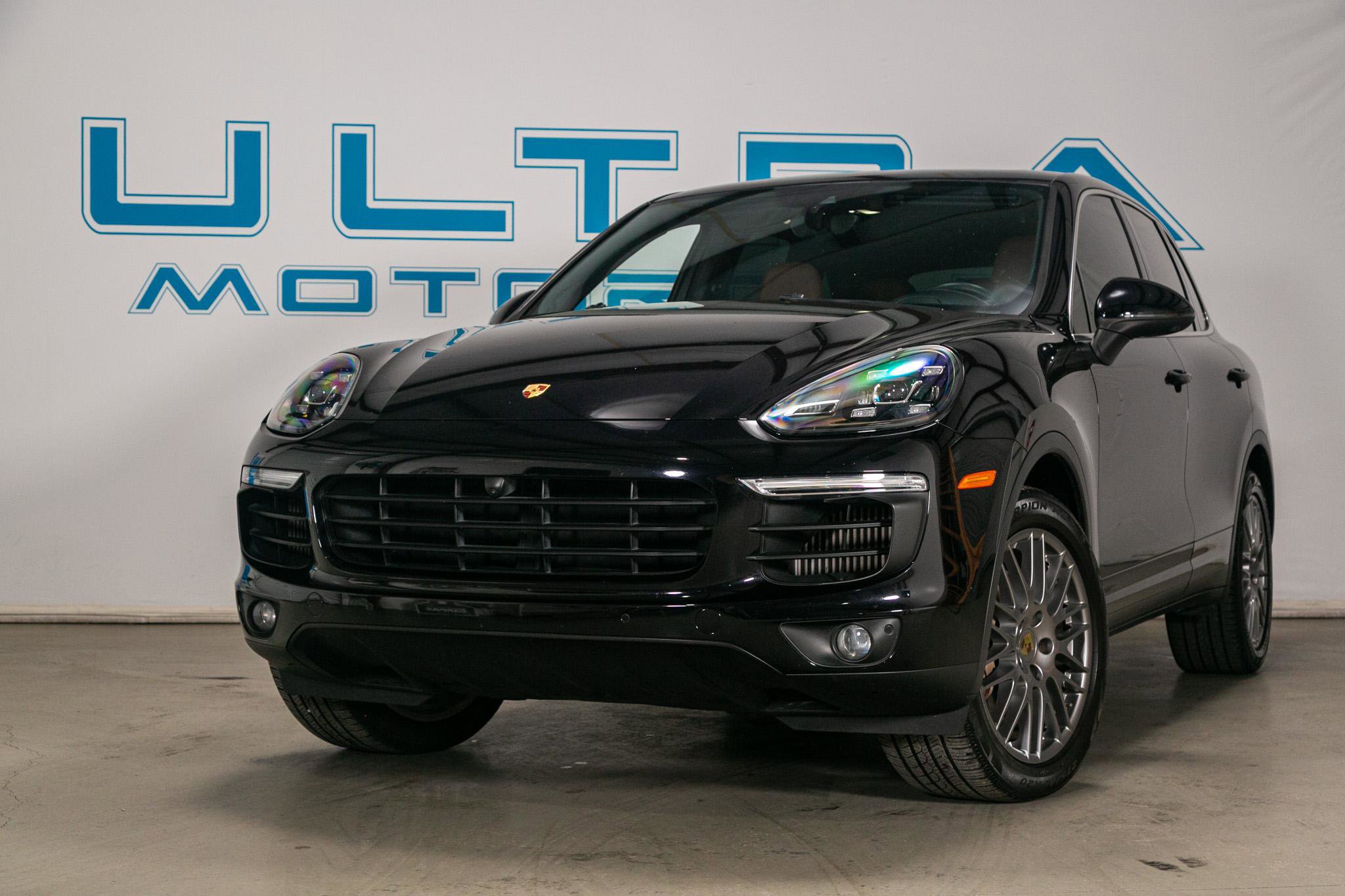 Used 2018 Porsche Cayenne S image 5