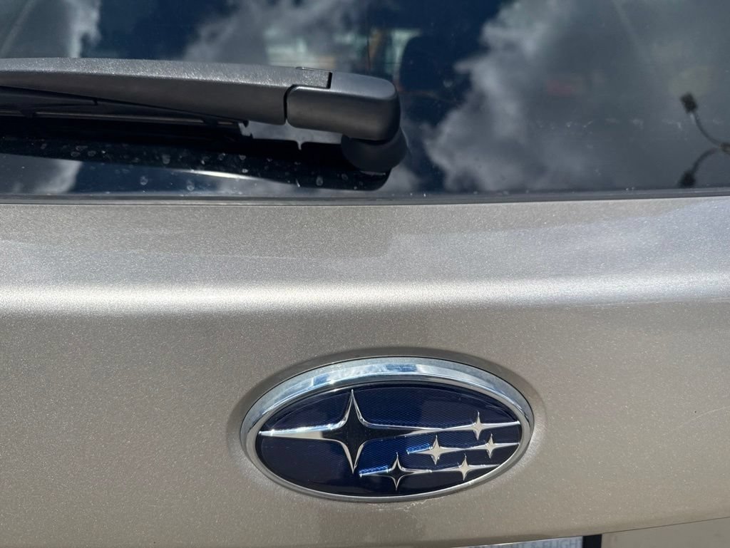 Used 2019 Subaru Outback 2.5i Limited w/ Popular Package #2 AWD/4WD image 4