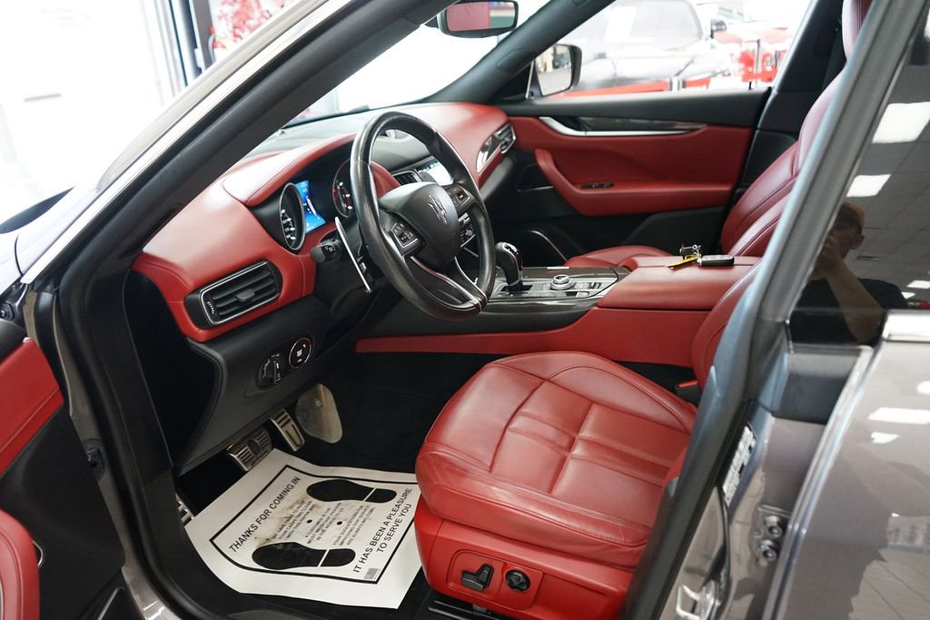 Used 2018 Maserati Levante S GranSport AWD/4WD image 28