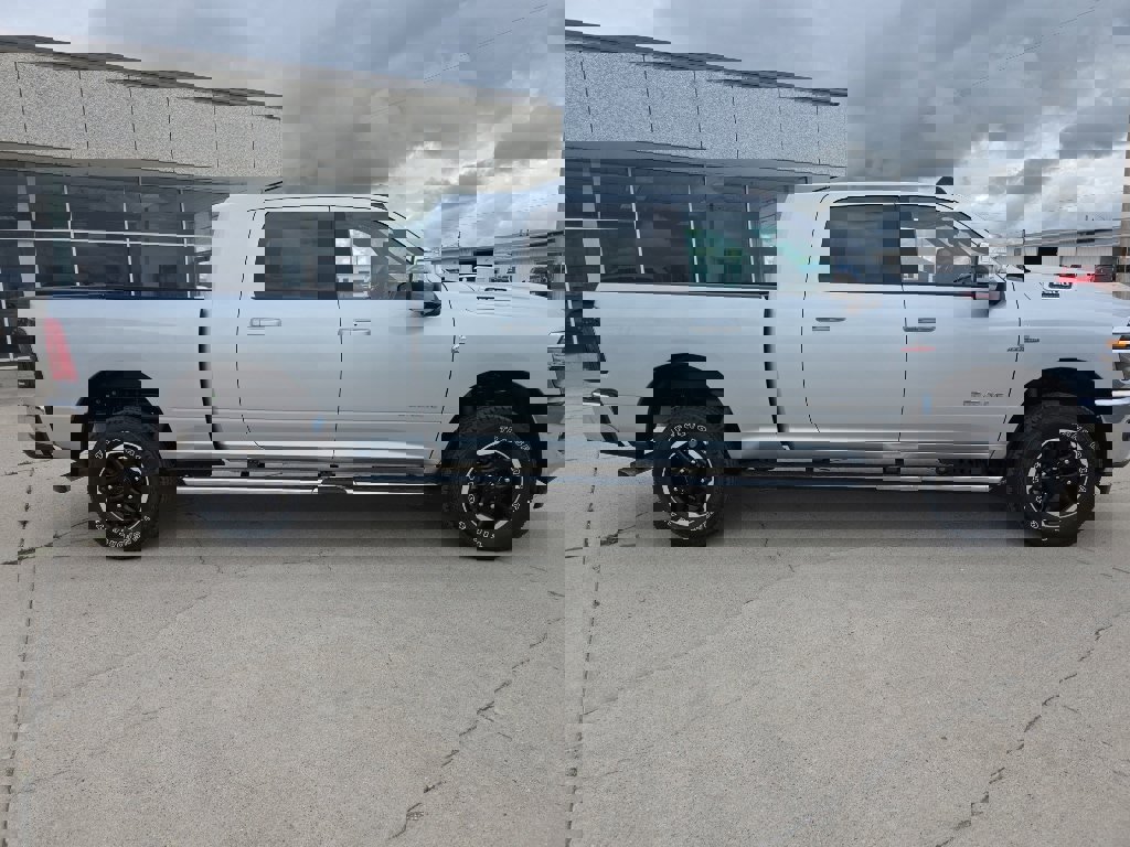 New 2026 RAM 2500 Laramie w/ Towing Technology Group image 4