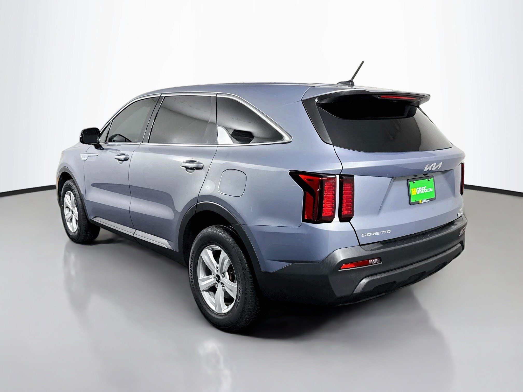 Used 2023 Kia Sorento LX AWD/4WD image 7