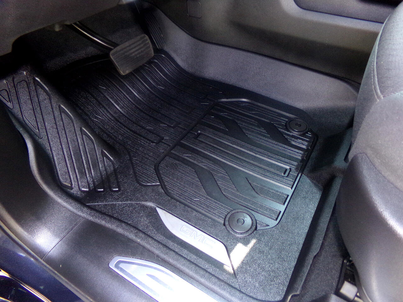 Used 2023 GMC Sierra 1500 Elevation image 29