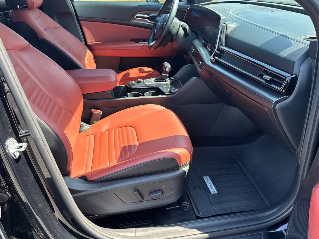 Used 2023 Kia Sportage SX image 13