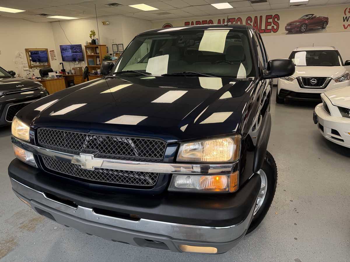 Used 2005 Chevrolet Avalanche Z71 w/ Preferred Equipment Group image 12