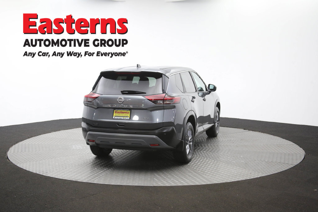 Used 2023 Nissan Rogue S AWD/4WD image 42