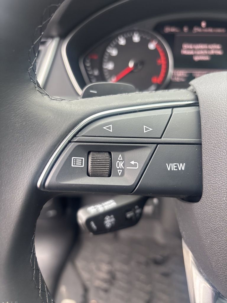 Used 2024 Audi Q5 2.0T Premium image 13