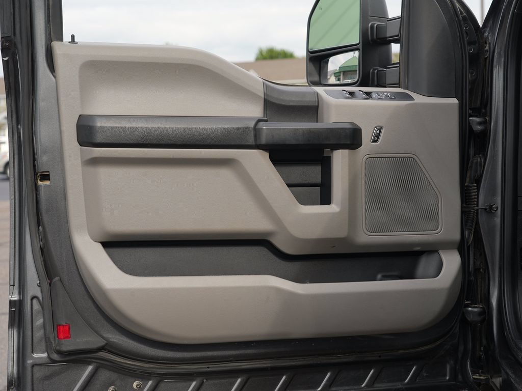 Used 2020 Ford F250 XL w/ Power Equipment Group AWD/4WD image 14