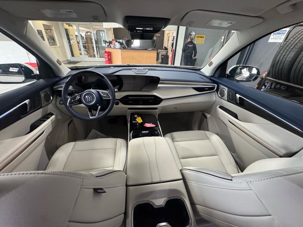 Certified 2025 Buick Enclave Avenir w/ Super Cruise Package image 15