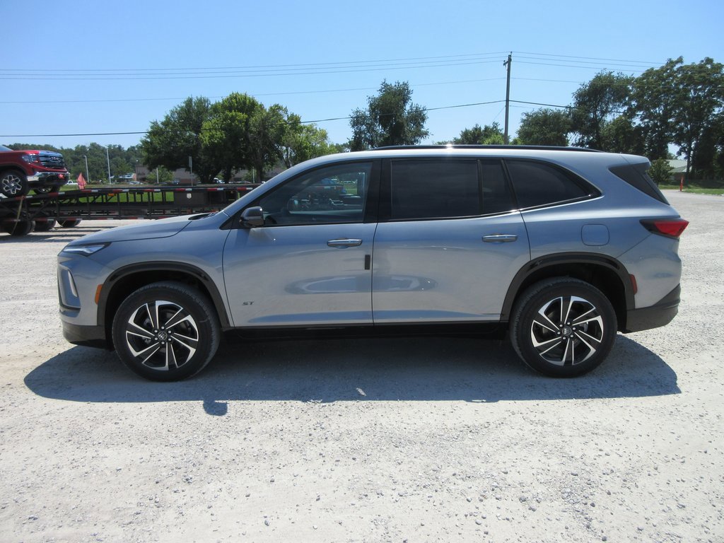 New 2026 Buick Enclave Sport Touring image 9