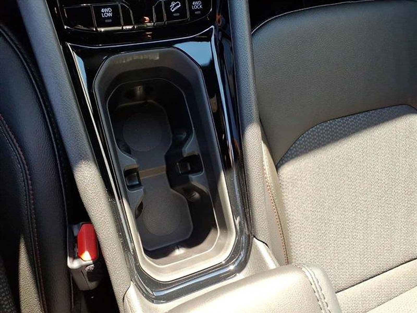 New 2026 Jeep Compass Trailhawk image 26