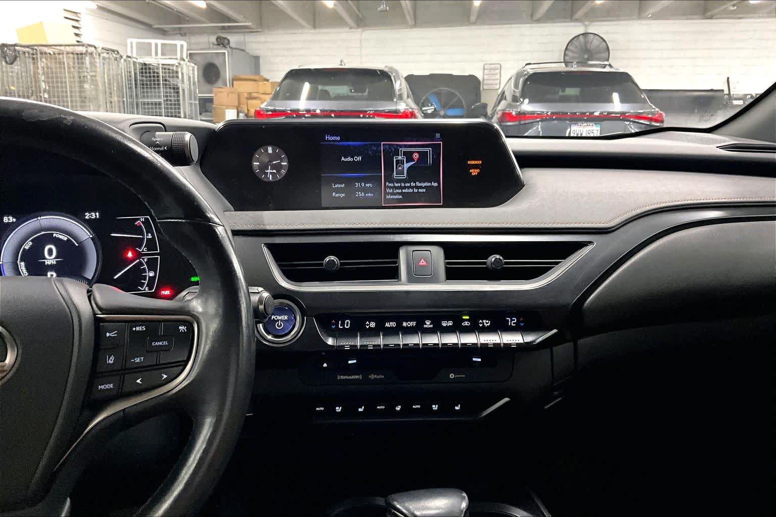 Used 2019 Lexus UX 250h w/ Premium Package AWD/4WD image 33