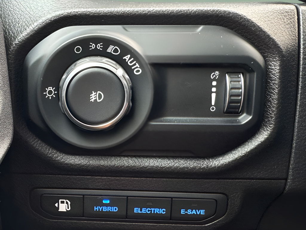 Used 2024 Jeep Wrangler Unlimited AWD/4WD image 16