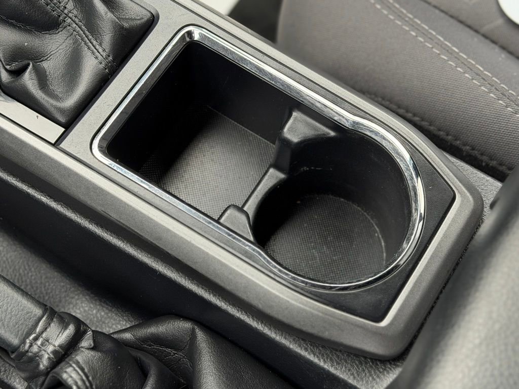 Used 2017 Toyota Tacoma TRD Off-Road w/ Tow Package image 18