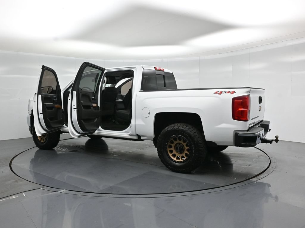 Used 2018 Chevrolet Silverado 1500 LTZ AWD/4WD image 31