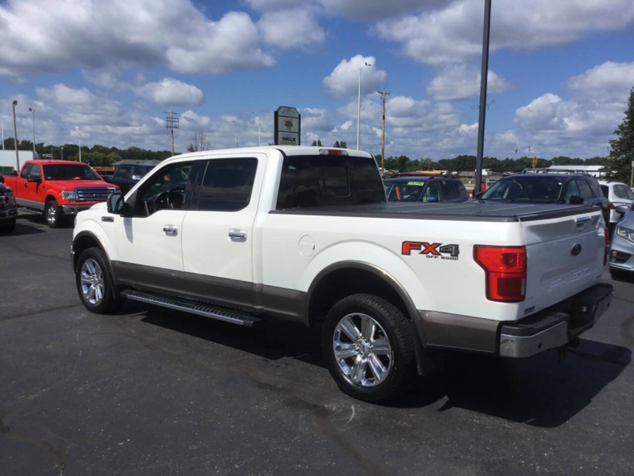 Used 2019 Ford F150 Lariat w/ Equipment Group 502A Luxury image 6