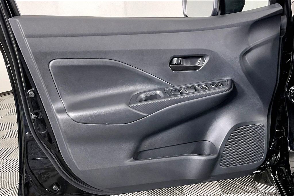 New 2025 Nissan Versa S w/ Trunk Package FWD image 39