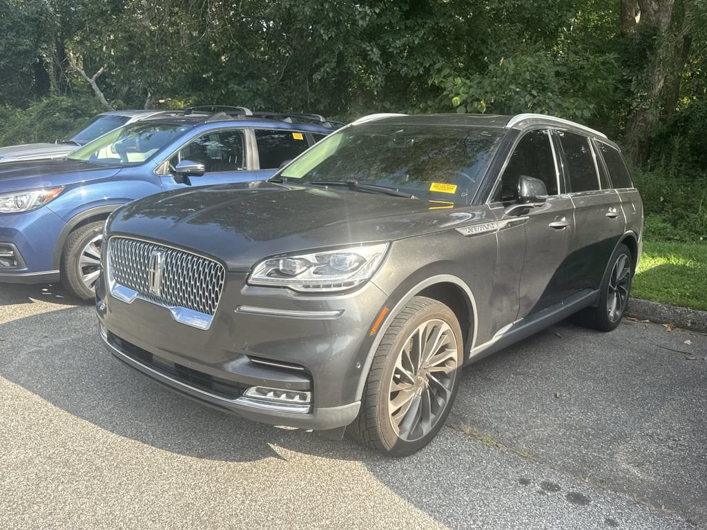 Used 2020 Lincoln Aviator Reserve w/ Equipment Group 202A AWD/4WD image 3