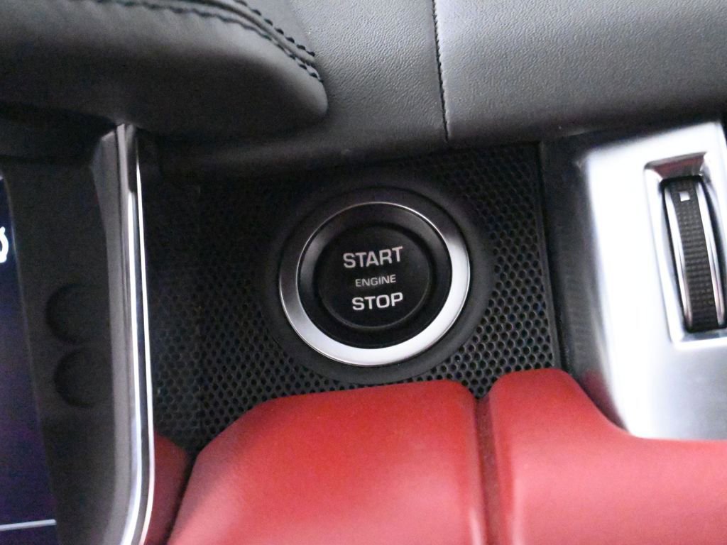 Used 2019 Land Rover Range Rover Sport SVR AWD/4WD image 48