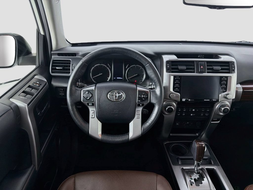 Used 2023 Toyota 4Runner Limited AWD/4WD image 22