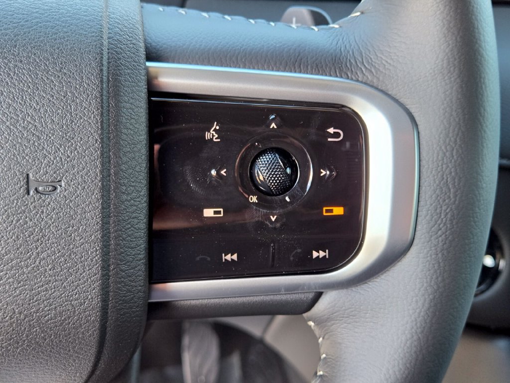 New 2026 Nissan Armada SL w/ Captain's Chari Seat Package AWD/4WD image 37