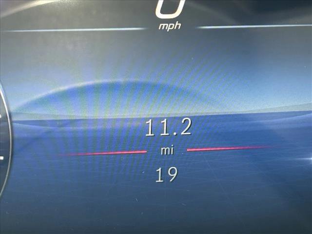 New 2026 Mercedes-Benz GLB 250 image 9