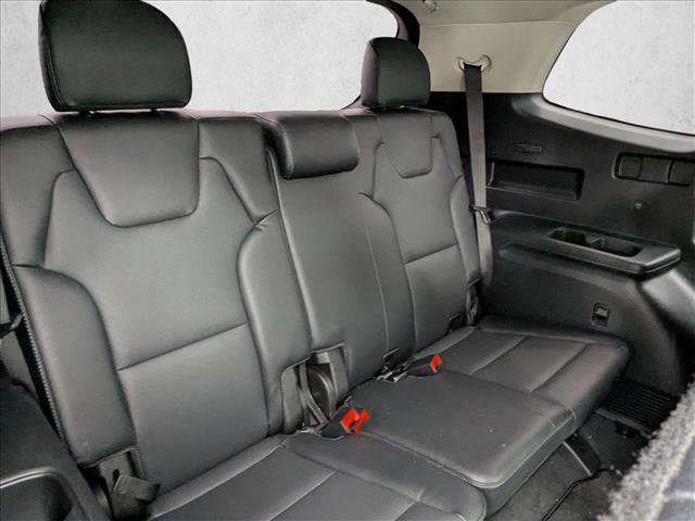 Used 2023 Kia Telluride EX w/ EX Captain's Chair Package image 20