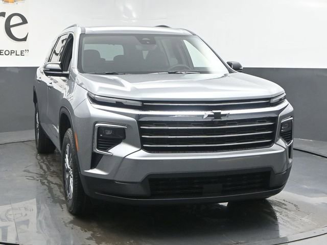 New 2026 Chevrolet Traverse LT w/ Driver Confidence Package AWD/4WD image 30