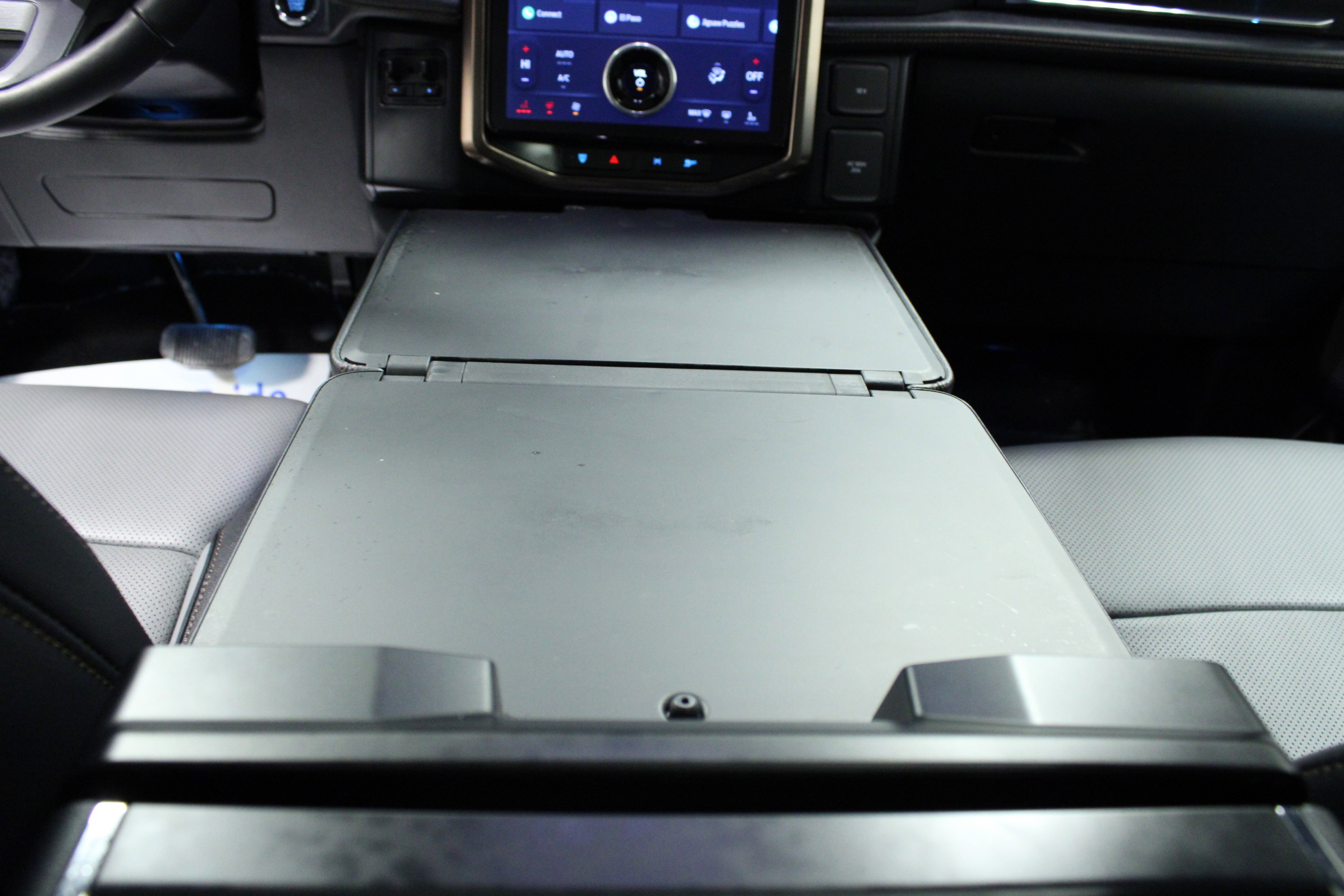 Used 2023 Ford F150 Lightning Lariat w/ Equipment Group 511A High image 20