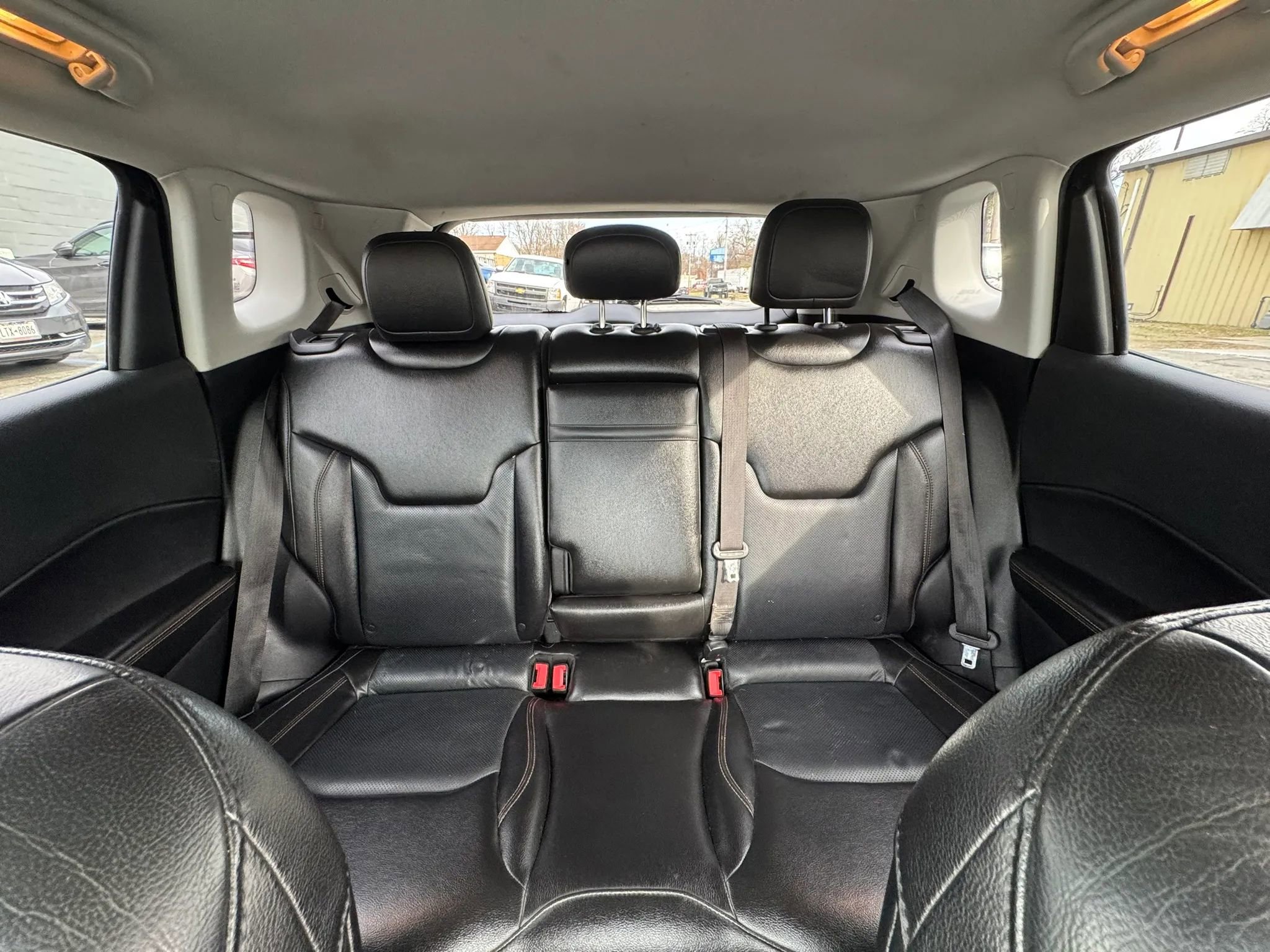 Used 2018 Jeep Compass Limited w/ Navigation Group AWD/4WD image 23
